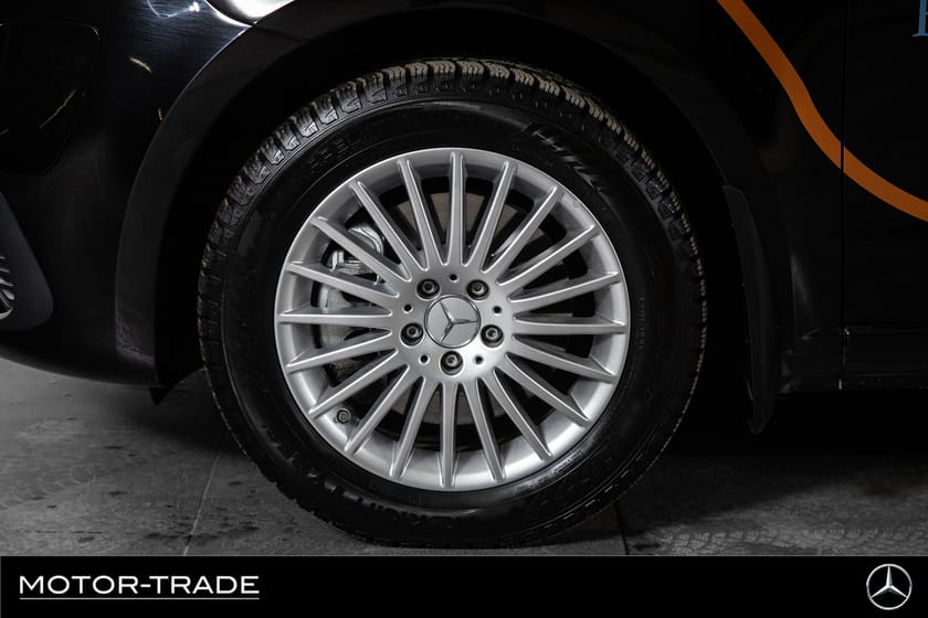 Bilde 4 av Mercedes-Benz eVito Tourer 129 3.5t A2,adaptive c,2 seter, Multibeam LED,90KW