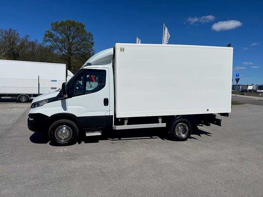 Bild 2 av Iveco Daily 70-180H Chassi Cab 70C18 Servicebil, Verkstad, Jour bil Euro 6