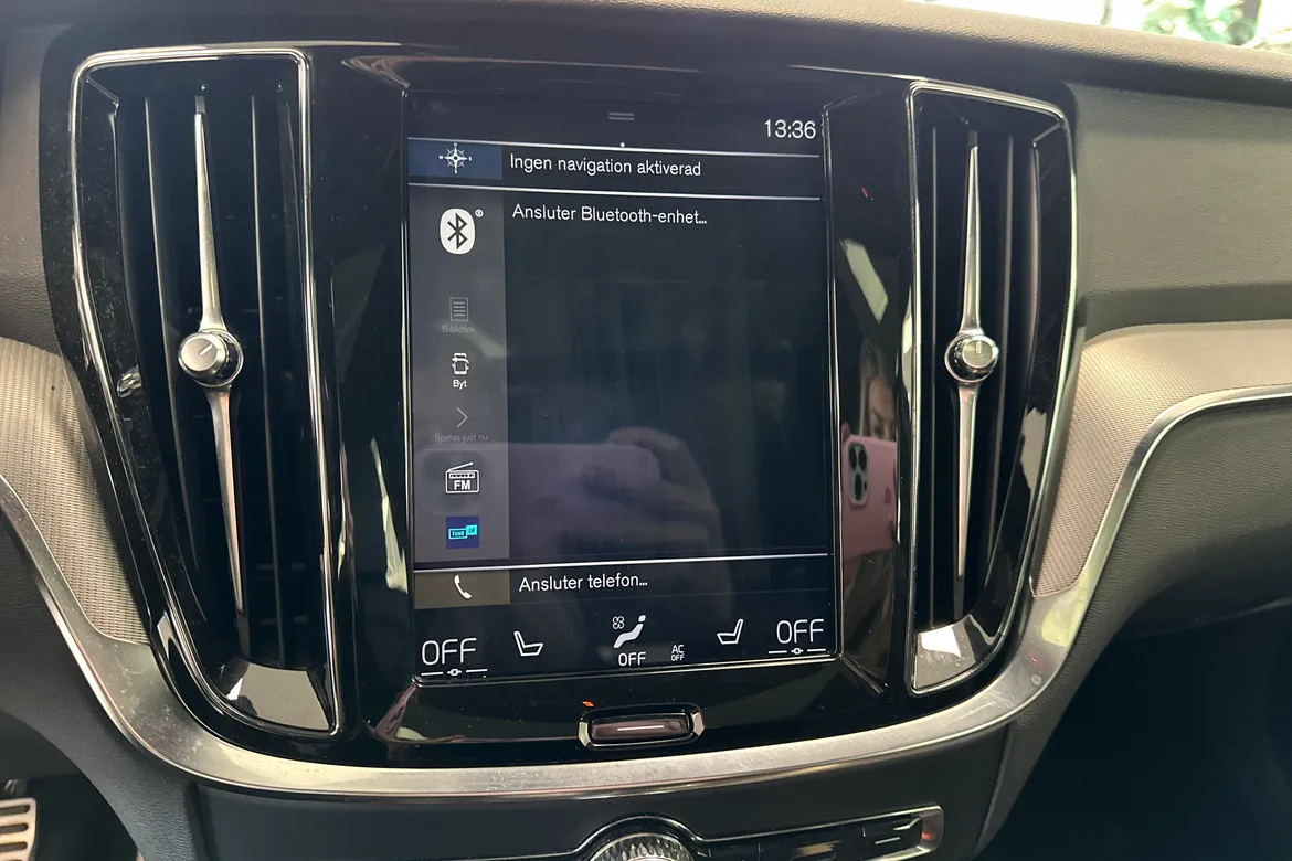 picture of a car