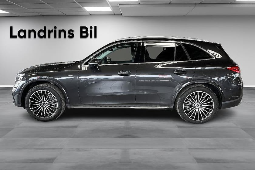Bild 4 av Mercedes-Benz GLC 300 e 4MATIC AMG-Line/Luftfjädring/Burmester/Drag/MOMS
