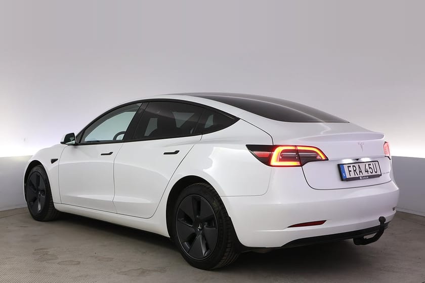 Bild 4 av Tesla Model 3 Long Range AWD Autopilot Panorama Drag