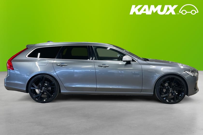 Bild 2 av Volvo V90 D4 190hk R-Design  Värmare Pano 360° VOC Navi Drag