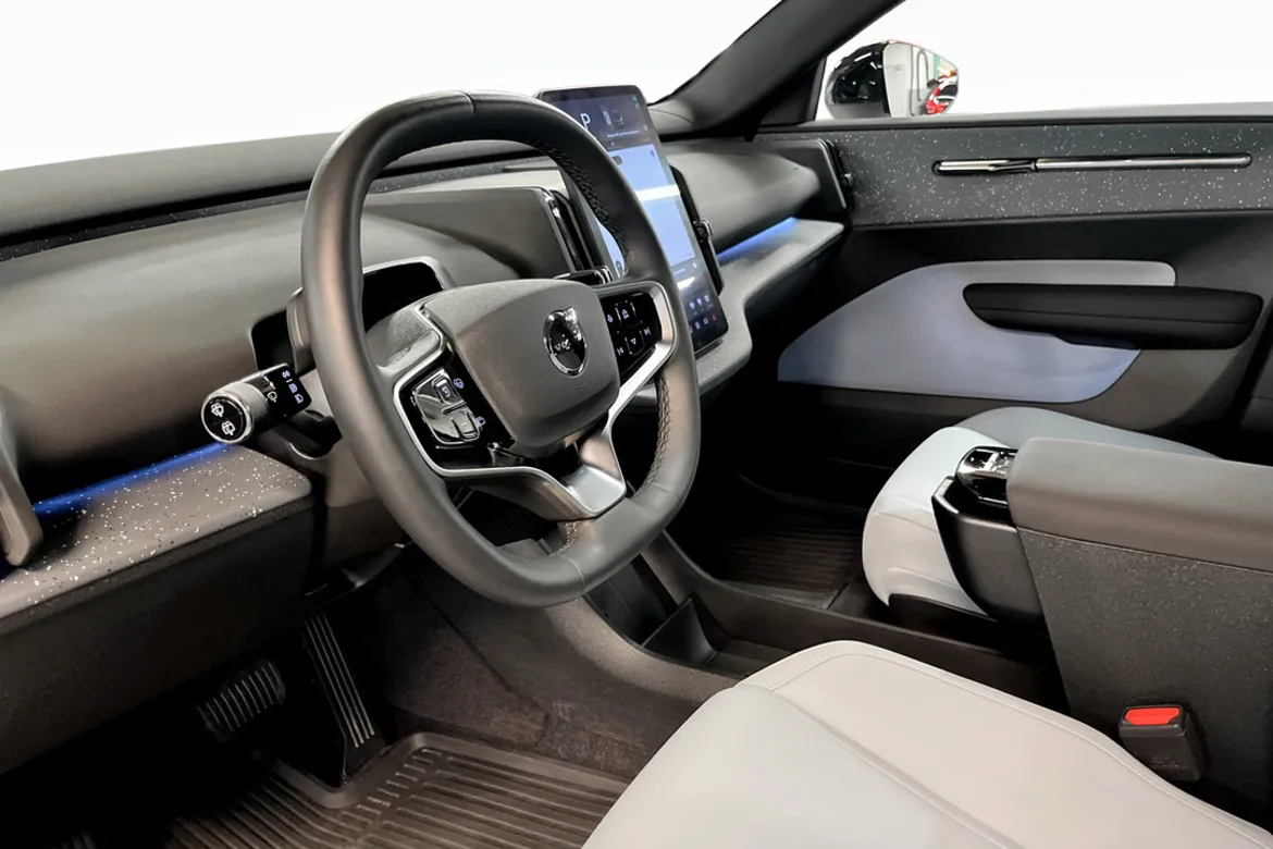 Volvo EX30 Twin Motor Performance