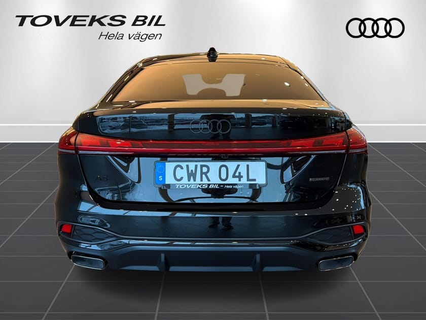 Bild 3 av Audi A5 Sedan e-hybrid quattro 367HK S-line Tech pro/minne/Hud