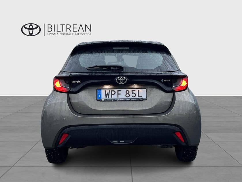 Bild 5 av Toyota Yaris Hybrid 115 1,5 Active Komfortpaket V-hjul ingår