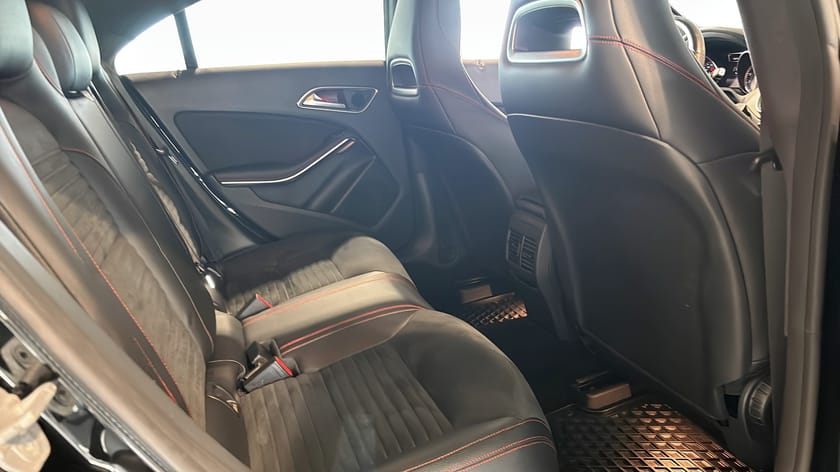 Bild 5 av Mercedes-Benz CLA 200 COUPÉ