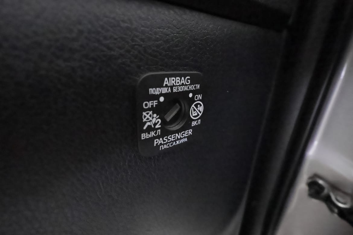 Toyota C-HR 2020 - miniatyr 18