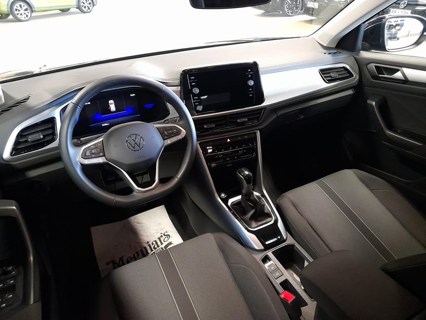 Bild 5 av Volkswagen T-Roc LIFE 1.5 TSI (150 HK) DSG