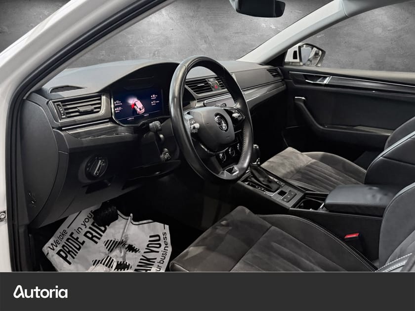 Bilde 5 av Škoda Superb Stasjonsvogn Sup3fl stv styl d200 4x4dsg7