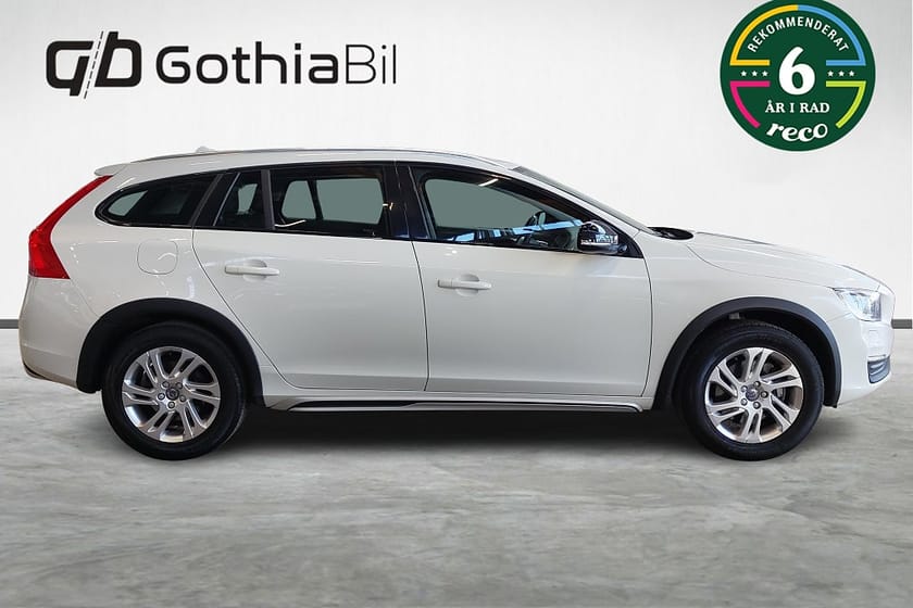 Bild 4 av Volvo V60 Cross Country D3 Geartronic Drag Värmare Adaptiv Navi Rattvärme