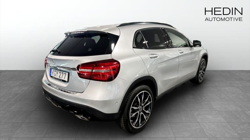 Bild 3 av Mercedes-Benz GLA 200 d AUTOMAT / Night Paket