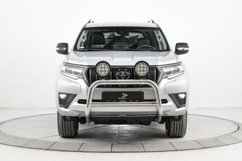 Bilde 4 av Toyota Land Cruiser 5-dørs 2,8 D-4D GX aut ACC/Luft/Krok/Kamera/Navi/DAB/BT