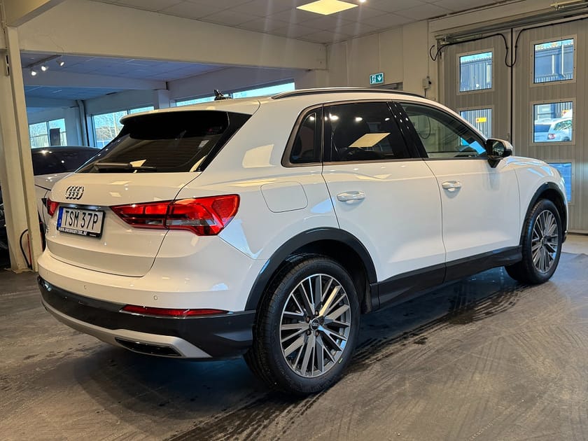 Bild 4 av Audi Q3 35 TFSI 1.5 MHEV S Tronic Proline  Drag Värmare
