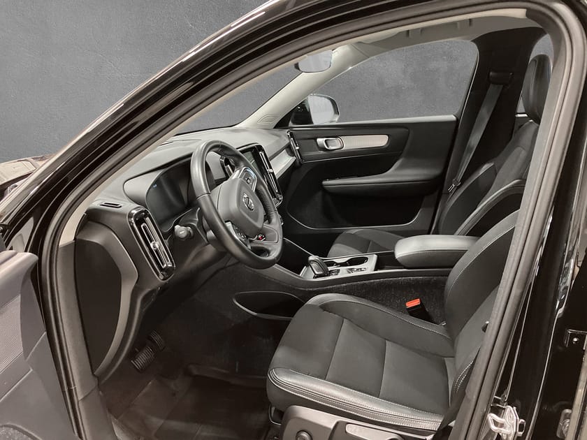 Bild 5 av Volvo XC40 T5 Twin Engine Mom Advanced Edition