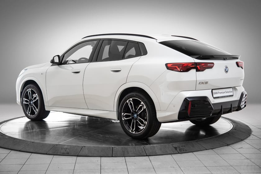 Bilde 3 av BMW iX2 xDrive30 Fully Charged Premium E.(K)