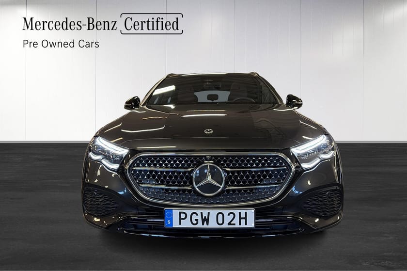 Bild 2 av Mercedes-Benz E 300 d e 4MATIC All-Terrain Moms/AMG/Burmester/Dragkrok