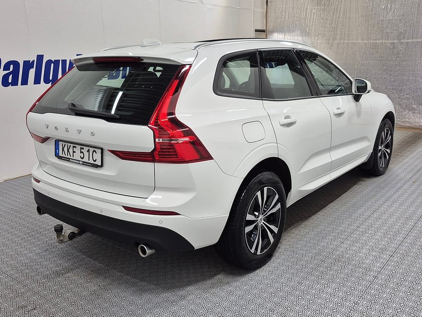 Bild 4 av Volvo XC60 T8 Recharge Momentum plug in 392HK 4x4 Panorama