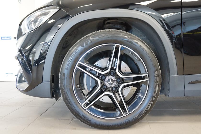 Bild 2 av Mercedes-Benz GLA 250 e 8G-DCT AMG-LINE | PANORAMA | MOMS | SE SPEC.