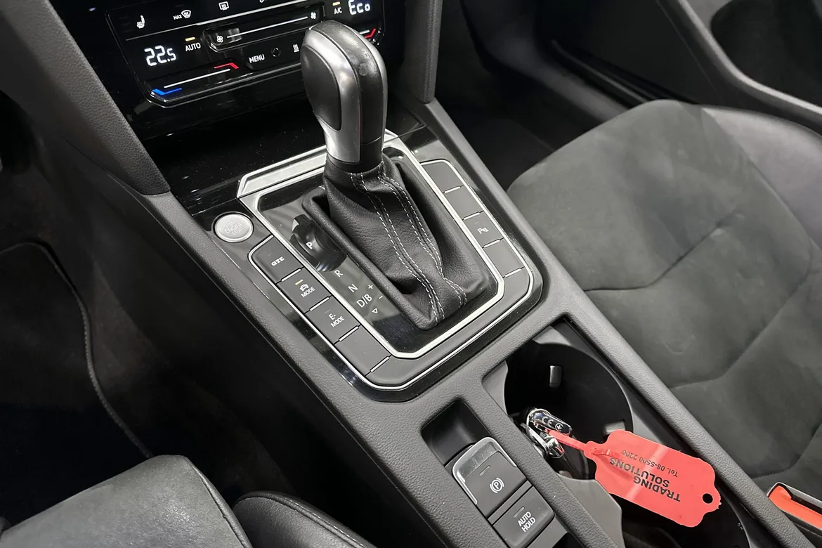 picture of a car