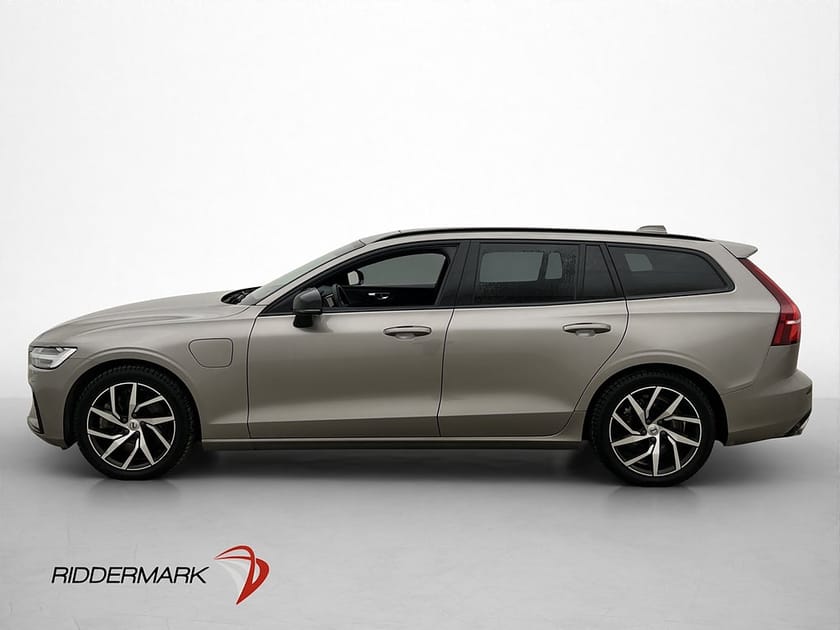 Bild 4 av Volvo V60 T8 456hk AWD R-Design Värmare VOC H/K 360° Drag