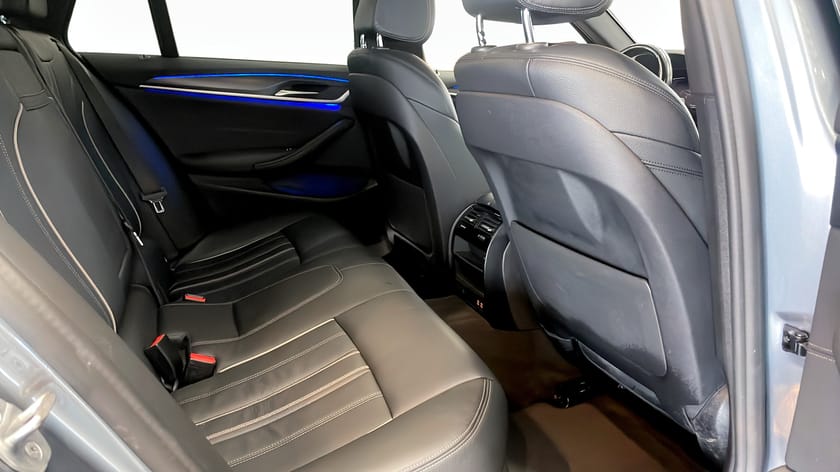 Bild 5 av BMW 520d xDrive Touring M-Sport Drag Värmare