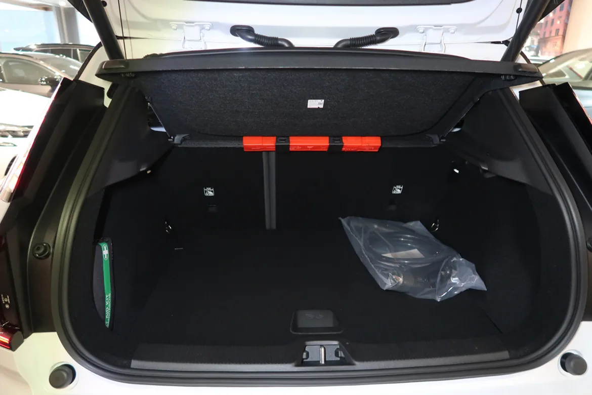 Volvo EX30 Single Motor Extended Range