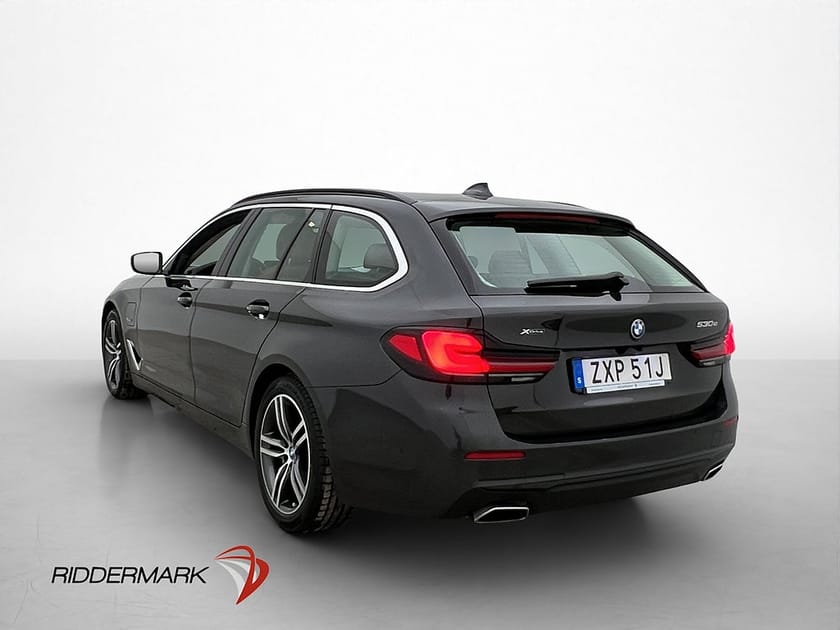 Bild 4 av BMW 530e xDrive Touring Cockpit Kamera Skinn Navi Rattv MOMS