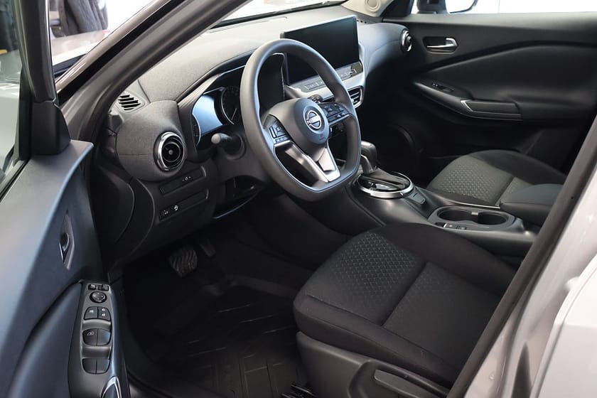 Bild 3 av Nissan Juke Acenta  ComfortPack + Navi 114hk 7DCT / Service