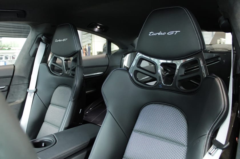 Bild 4 av Porsche Taycan Turbo GT Weissach Package