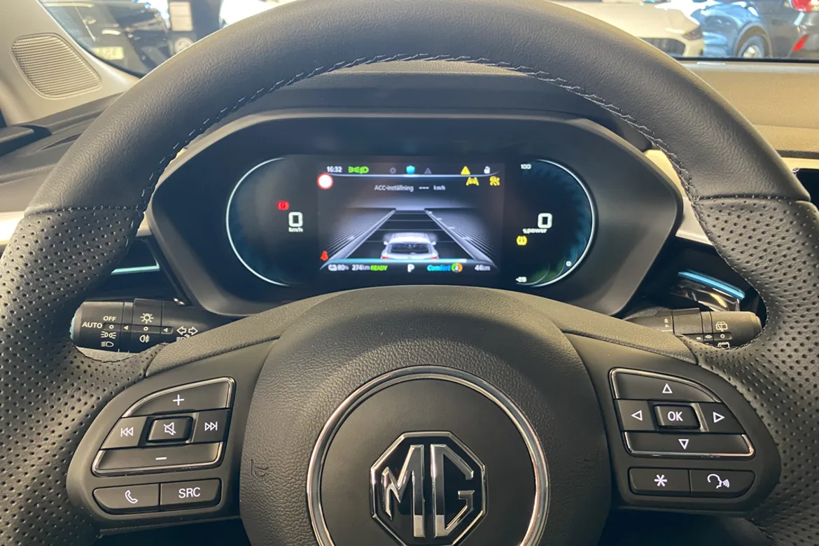 MG 5 Long Range