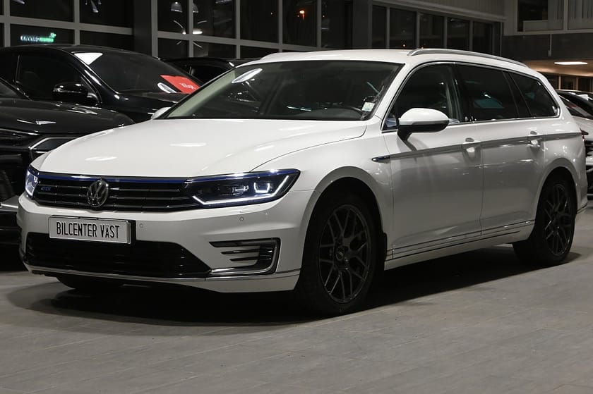 Bild 1 av Volkswagen Passat Variant GTE Business Executive Värmare Drag