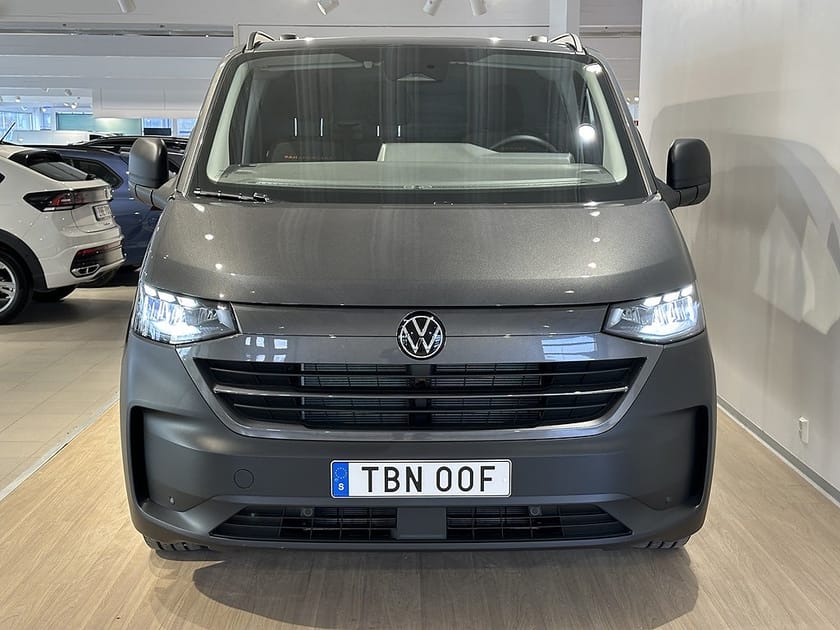 Bild 2 av Volkswagen Transporter T7 2.0 TDI 4MOTION L2 Dragkrok Parkeringsvärmare