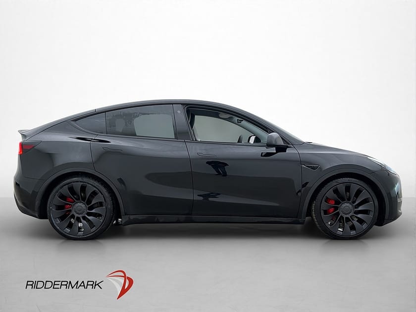 Bild 5 av Tesla Model Y Performance 534hk AWD Autopilot MOMS Drag