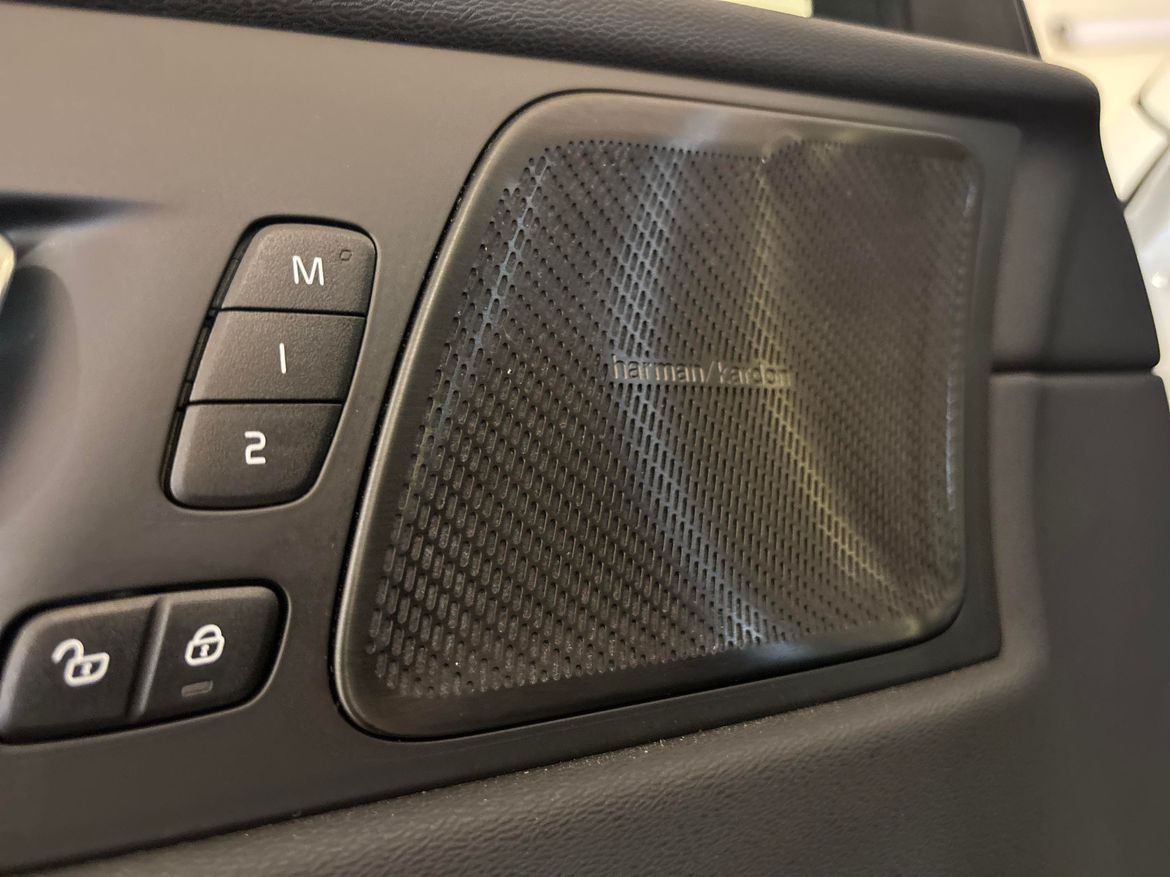 Volvo XC60 2022 - miniatyr 15