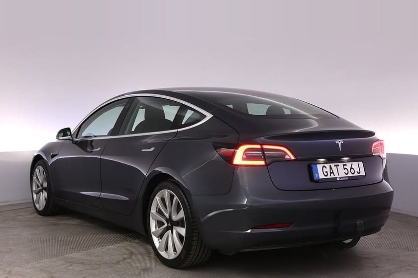 Bild 4 av Tesla Model 3 Long Range AWD Autopilot 19" Panorama Drag
