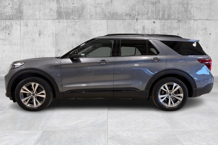 Bilde 3 av Ford Explorer Plug-In Hybrid AWD/Pano/Krok/B&0 Lyd/360°/Massasje