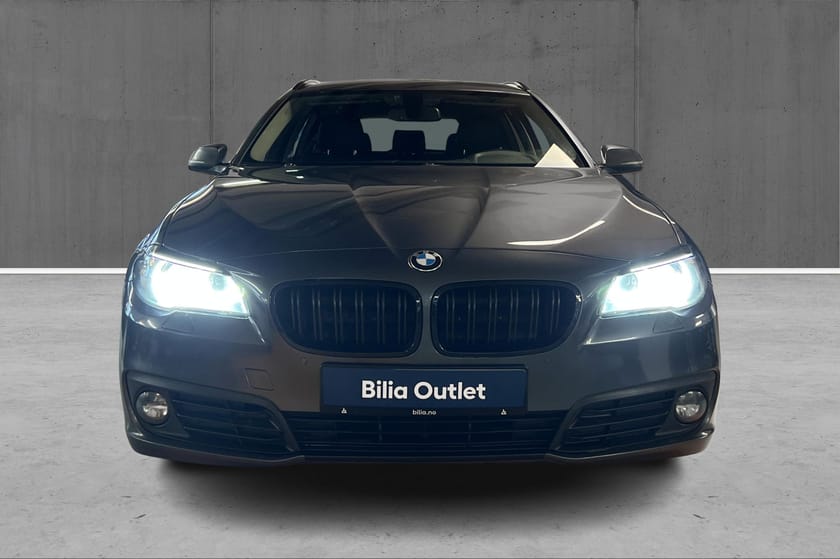Bilde 2 av BMW 520d Touring 520DAT Skinn, H.feste, R.Kamera