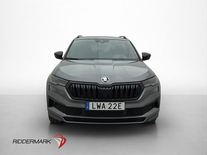 Bild 2 av Škoda Karoq Skoda 1.5 TSI 150hk Pano Drag Kamera CarPlay Alcantara