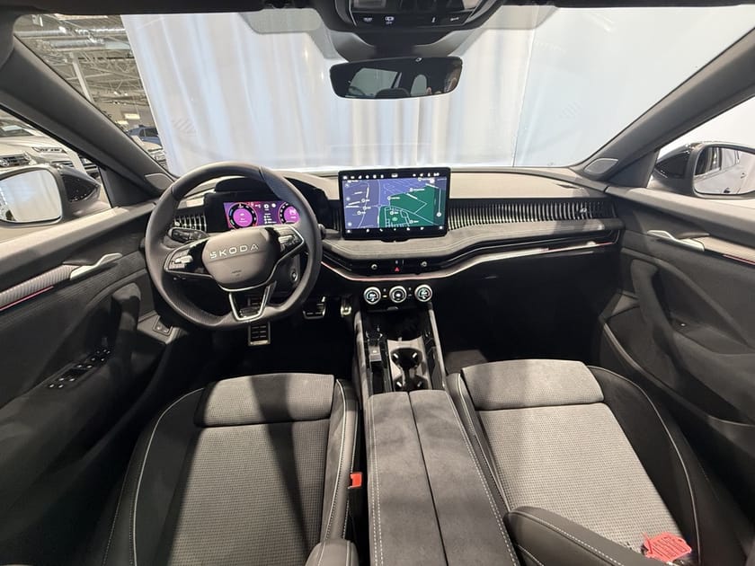 Bild 4 av Škoda Superb iV Kombi COMBI SPORTLINE 1,5 TSI 204 HK 6 VXL DSG
