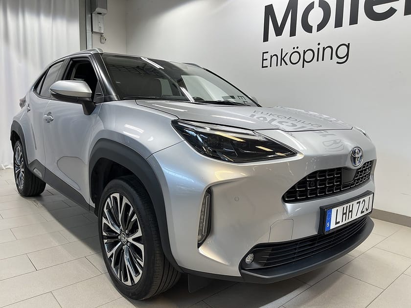 Bild 1 av Toyota Yaris Cross Hybrid e-CVT 116hk Kamera Nav Rattvärme