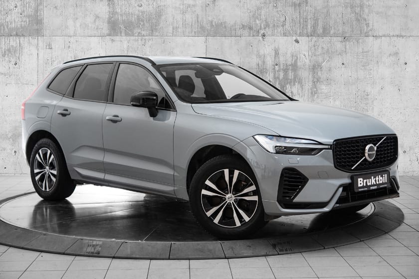 Bilde 2 av Volvo XC60 Recharge T6 Plus Dark SEMI.EL.HF|PANO|SUB|19"++