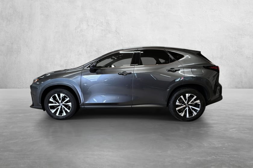 Bilde 2 av Lexus NX 450h+ 2.5 Bensin PHV Automat (E-CVT) 4WD Executive Tech