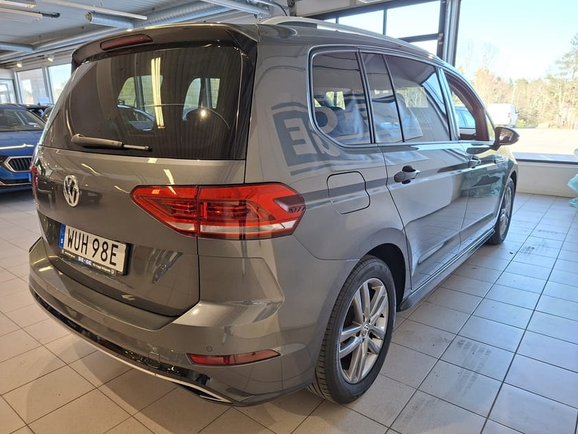 Bild 4 av Volkswagen Touran 7-seater 1.5 TSI 150HK DSG 7-sits Drag Värmare R-line ext