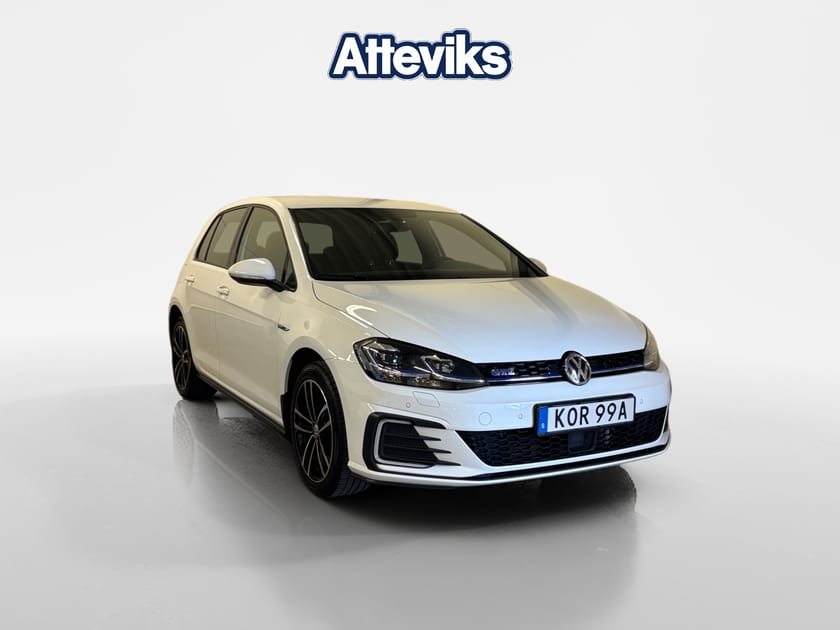 Bild 1 av Volkswagen Golf GTE / 1,4 Hybrid / Parkeringssensorer  / Led-baklj