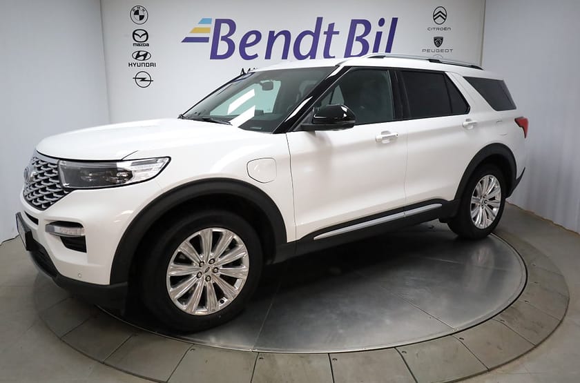 Bild 4 av Ford Explorer Plug-In Hybrid PHEV 3.0 Platinum | Pano | Dragkrok | 2,99% Ränta