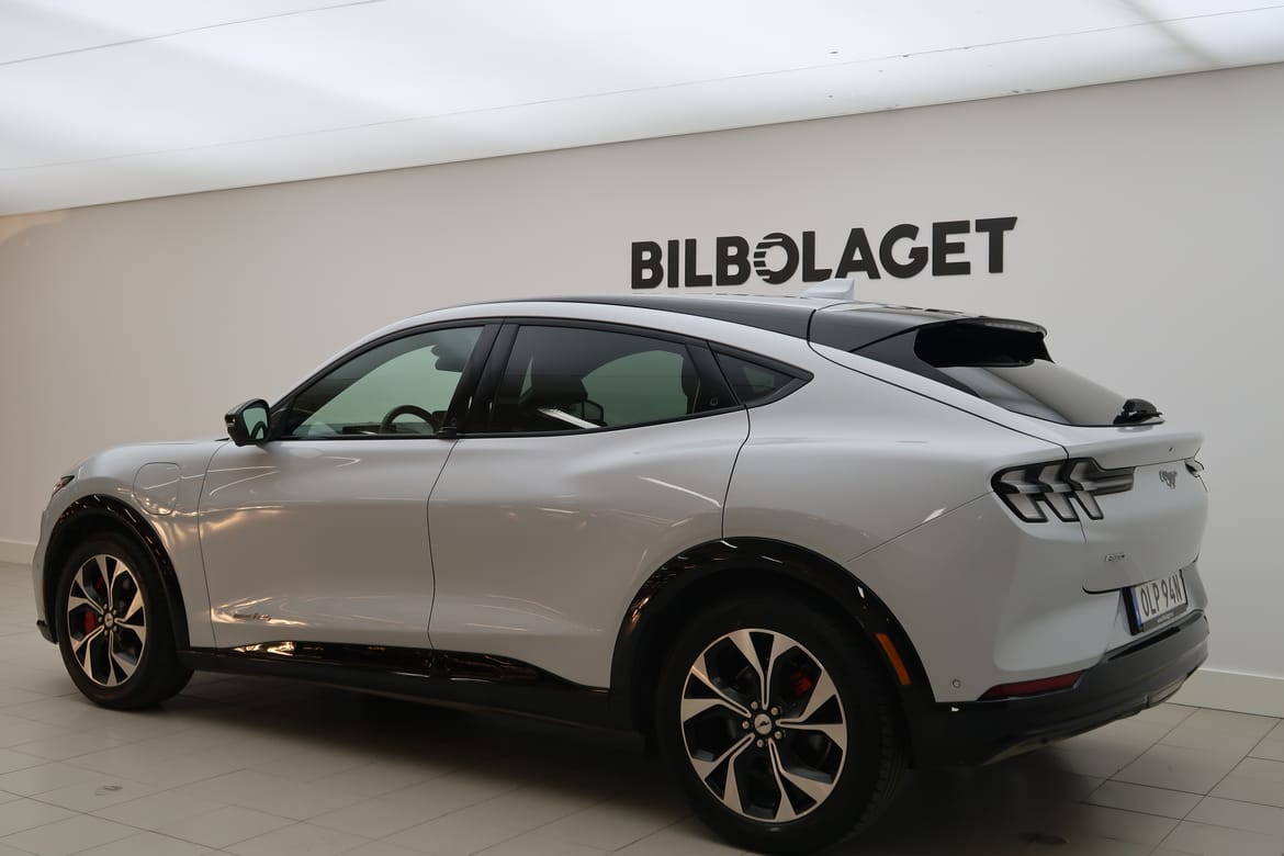 Ford Mustang Mach-E 2022 - miniatyr 8