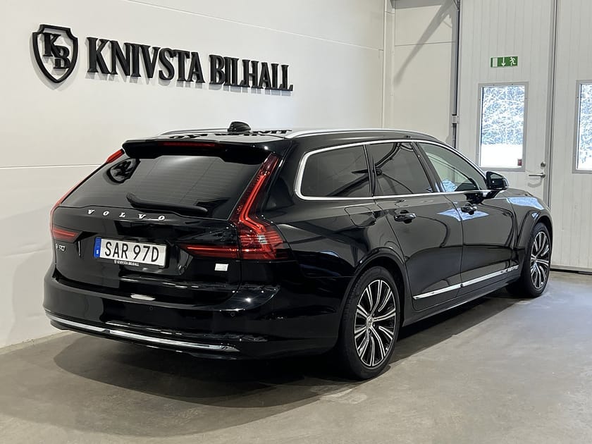 Bild 4 av Volvo V90 Recharge T6 AWD Inscription Exp Moms Google BLIS 340hk