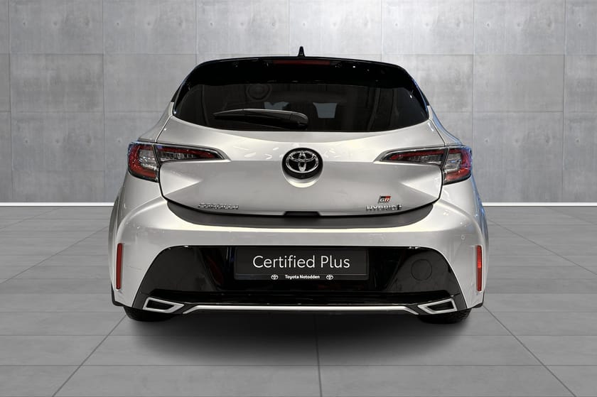 Bilde 4 av Toyota Corolla Hybrid 1.8 Hyb. GR Sport. Lav km.stand. Komplett service.