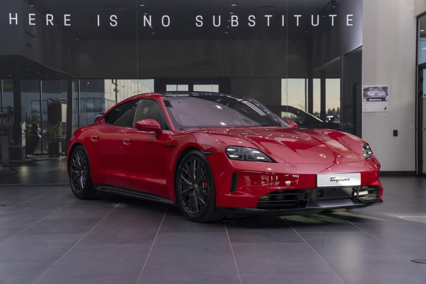 Bilde 4 av Porsche Taycan GTS ActiveRide,HUD,21",Soft-close,360,Bak.aks.sty+++