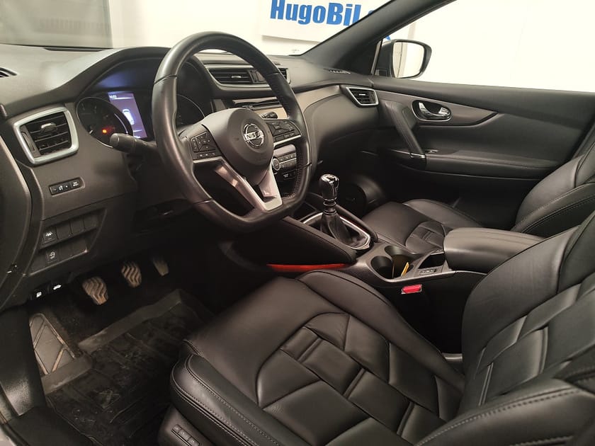 Bild 2 av Nissan Qashqai 1.3 DIG-T Tekna 140hk